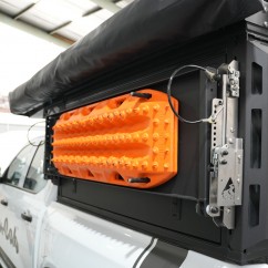 Alu-Cab ModCAP/Canopy Camper Max Trax table