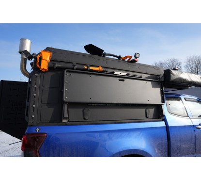 Alu-Cab ModCAP/Canopy Camper Max Trax table